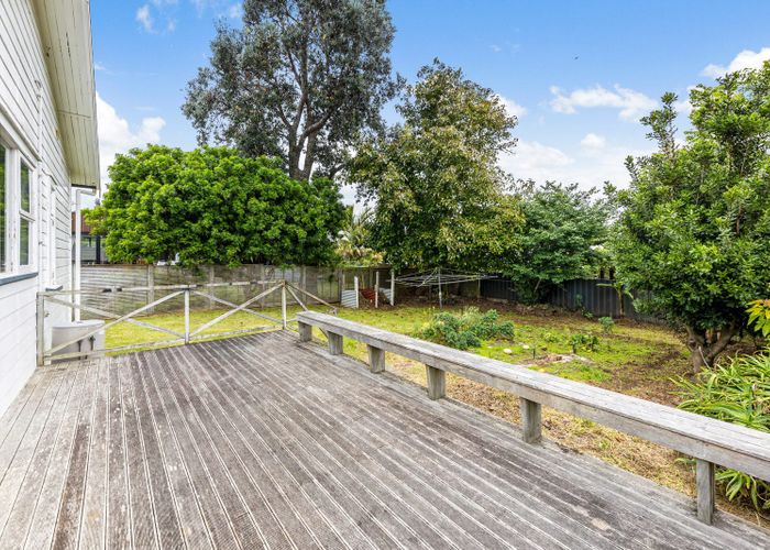  at 41 Kings Road, Mount Roskill, Auckland