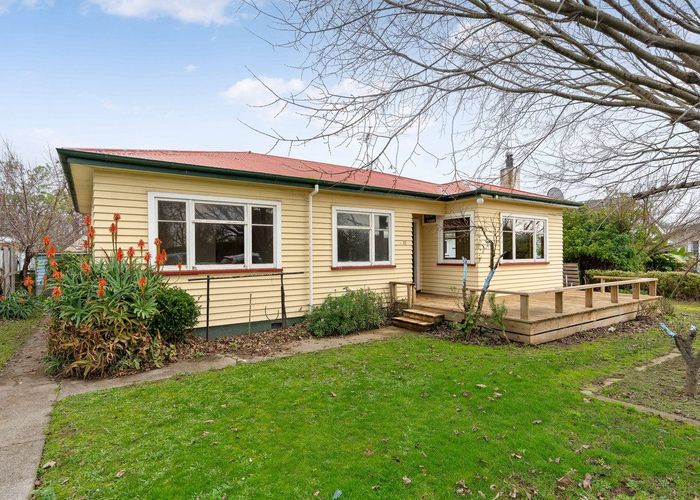  at 32 Naples Street, Martinborough
