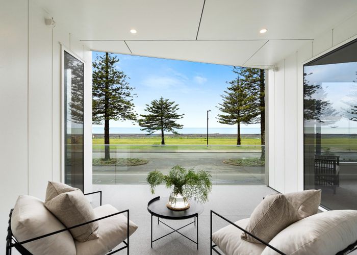  at 585 Marine Parade, Napier South, Napier, Hawke's Bay