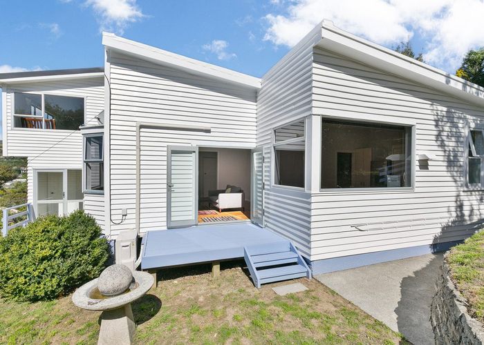  at 15 Romney Square, Tawa, Wellington, Wellington