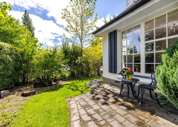  at 2/3 Tuirau Place, Ilam, Christchurch City, Canterbury