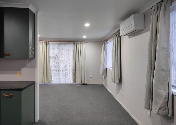  at 20 Foyle Place, Glendene, Waitakere City, Auckland