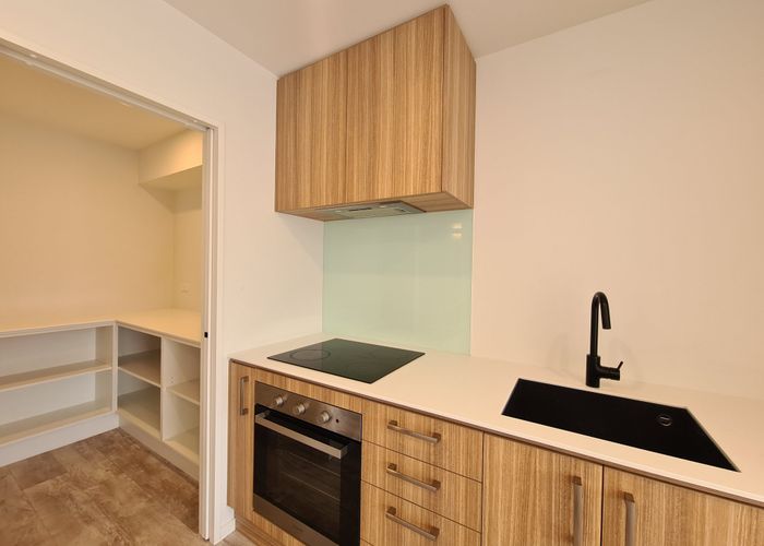  at 2/31 Champion Street, Edgeware, Christchurch