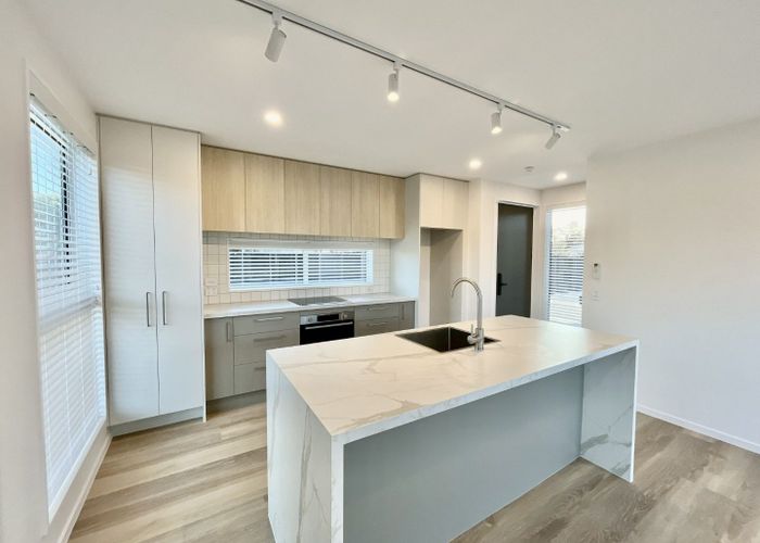  at 1/677 Gloucester Street, Linwood, Christchurch City, Canterbury