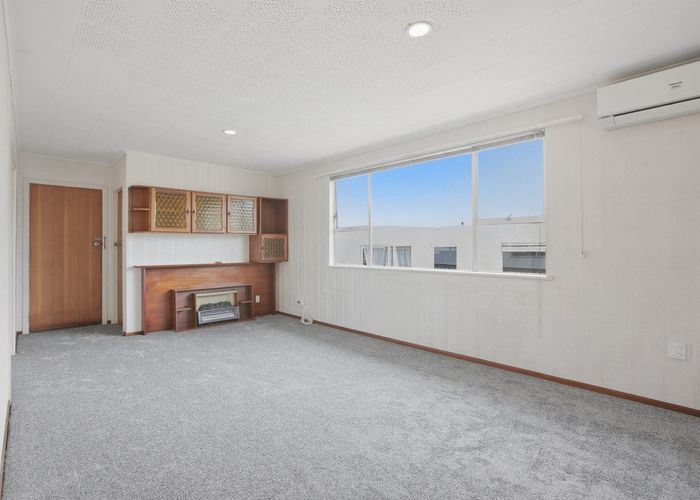  at 14 Huatoki Street, Vogeltown, New Plymouth, Taranaki