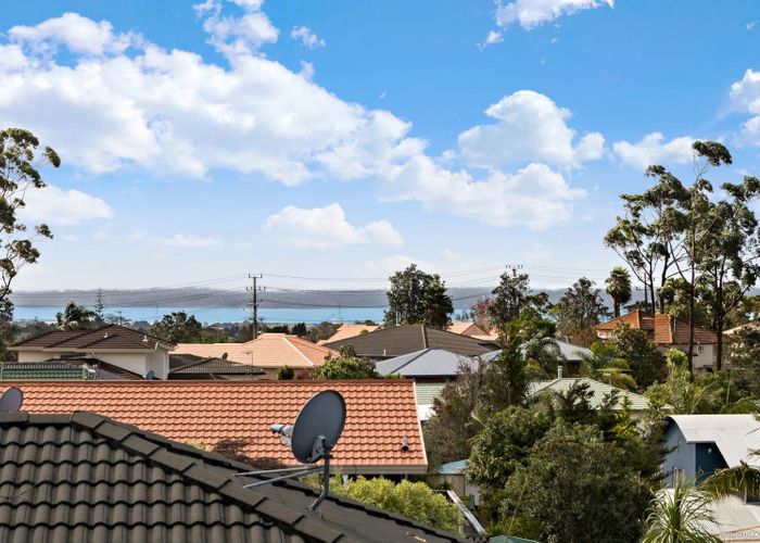  at 40 Sunhill Road, Sunnyvale, Auckland