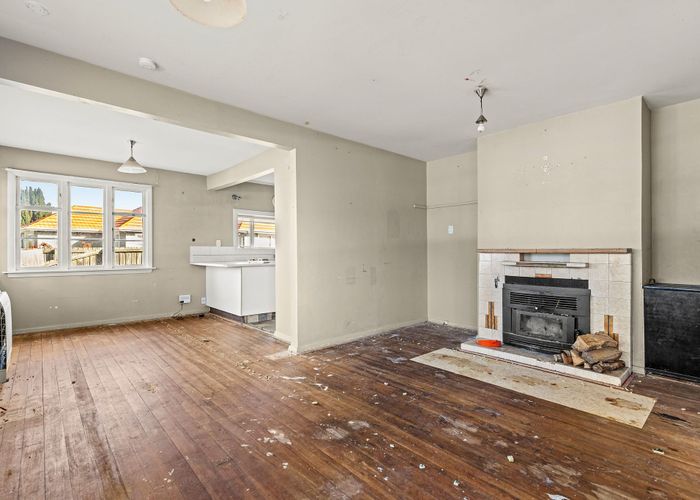  at 303 Wainoni Road, Avondale, Christchurch