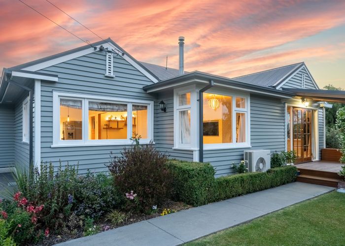  at 252 Centaurus Road, Saint Martins, Christchurch