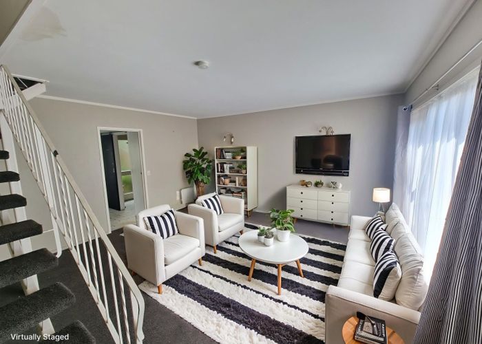  at 2/112 Owairaka Avenue, Mount Albert, Auckland City, Auckland