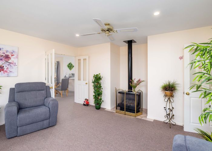  at 5 Thistledown Place, Woolston, Christchurch City, Canterbury