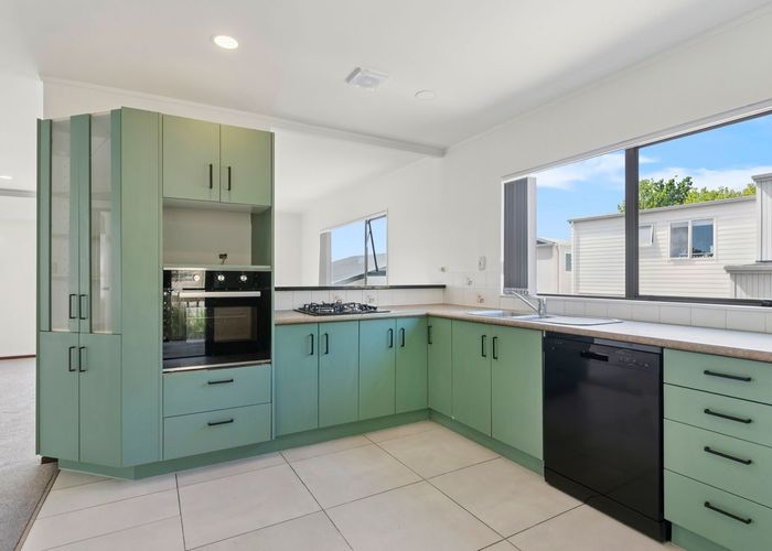  at 34A Capilano Place, Glenfield, North Shore City, Auckland