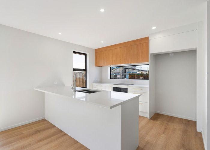  at 38 Harry Manship Crescent, Halswell, Christchurch City, Canterbury