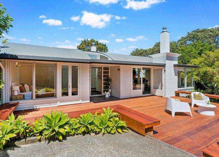  at 1/8 Maunganui Road, Birkenhead, North Shore City, Auckland