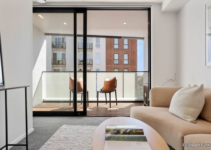  at 1824 Great North Road, Avondale, Auckland City, Auckland