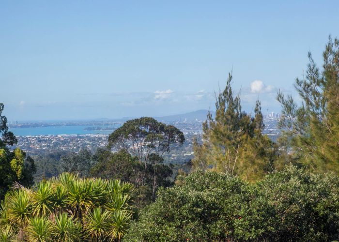  at 362 Forest Hill Road, Waiatarua, Auckland