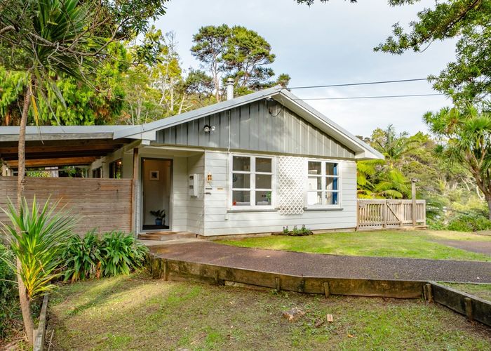  at 2 Ocean View Road, Huia, Auckland