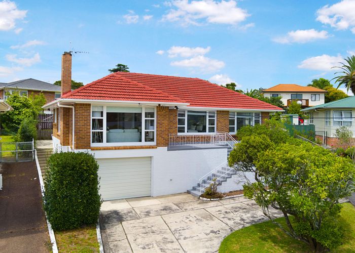  at 38 Kohekohe Street, New Lynn, Waitakere City, Auckland