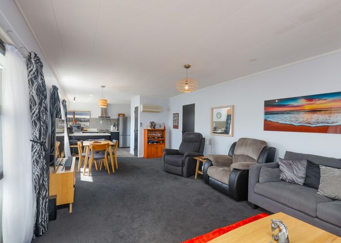  at 2/5 Ngaio Street, Wainuiomata, Lower Hutt