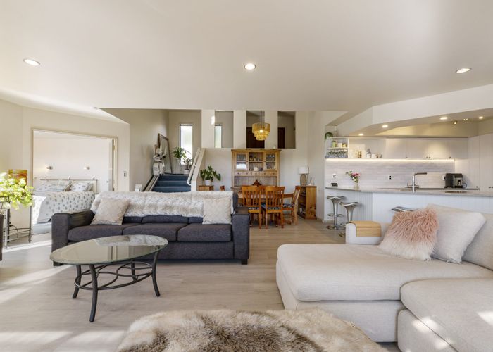  at 8 Lorrigan Way, Welcome Bay, Tauranga, Bay Of Plenty