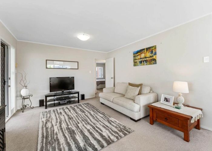  at 11A Levaut Place, Half Moon Bay, Auckland
