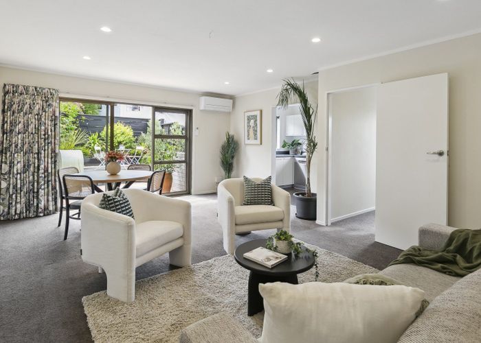  at 17A Govind Grove, Ngaio, Wellington