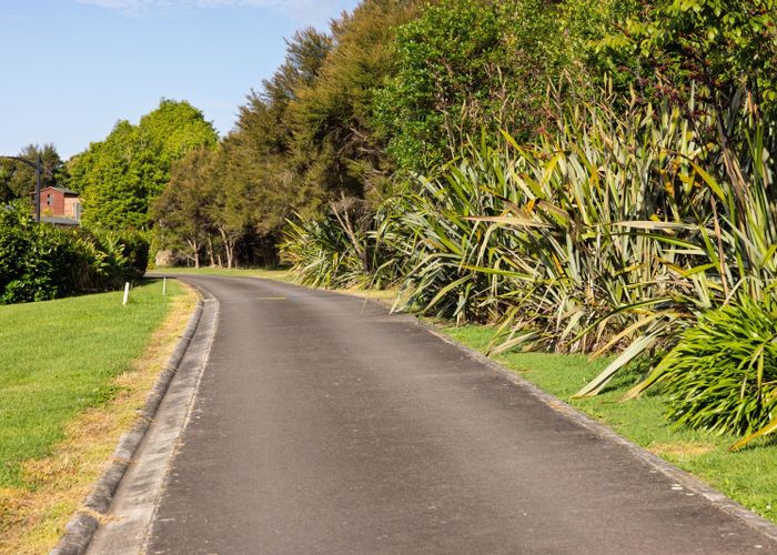  at 32 Riverstone Drive, Welcome Bay, Tauranga, Bay Of Plenty