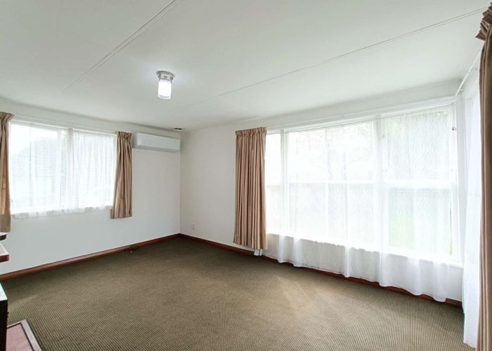  at 27 Coates Crescent, Panmure, Auckland City, Auckland