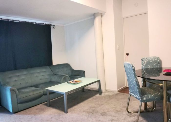  at Flat/334a Glenvar rd, Torbay, North Shore City, Auckland