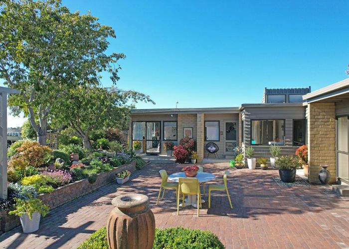  at 11 Leven Street, Oamaru, Waitaki, Otago