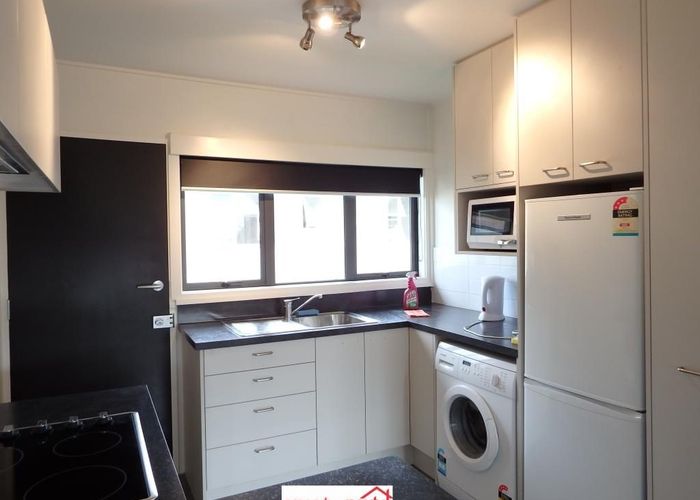  at 4/120 London Street, Dunedin Central, Dunedin