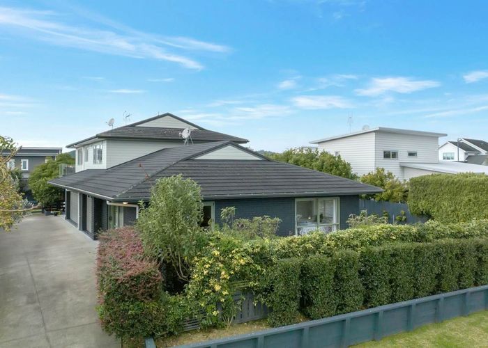  at 35 Constellation Avenue, Beachlands, Auckland