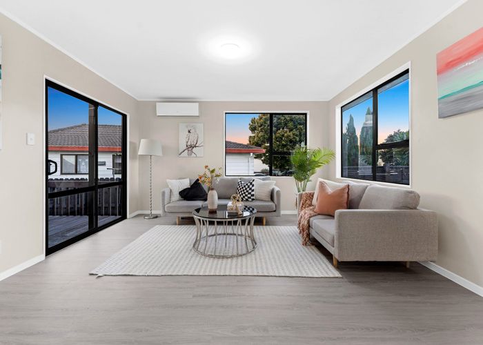 at 2/14 Etherton Drive, Weymouth, Manukau City, Auckland