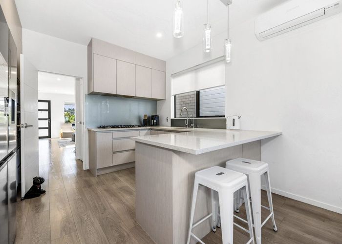  at 9 Eros Road, Flat Bush, Manukau City, Auckland