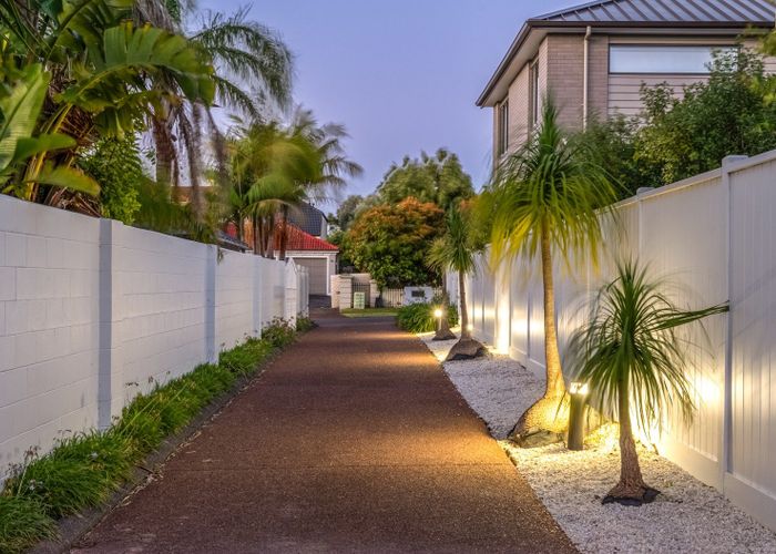  at 53 Manor Park, Sunnyhills, Manukau City, Auckland