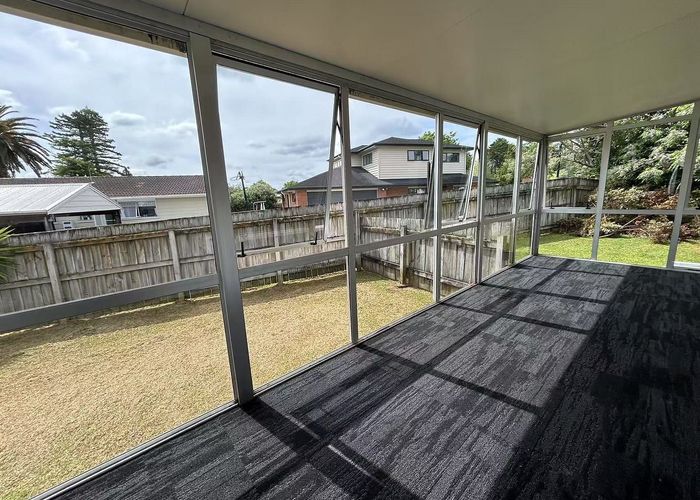  at 77 Chilcott Road, Henderson, Waitakere City, Auckland