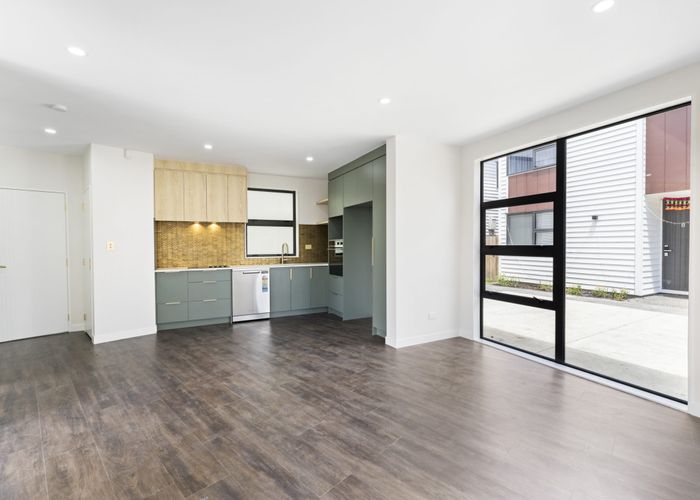  at 67F Stratford Road, Alfriston, Manukau City, Auckland