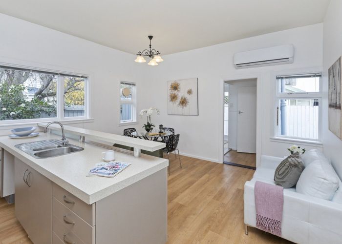  at 18 Sullivan Avenue, Woolston, Christchurch City, Canterbury
