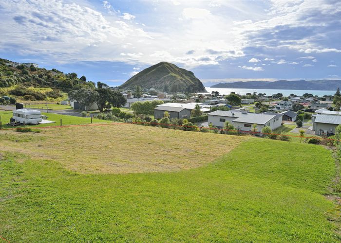  at 13 Puka Place, Māhia