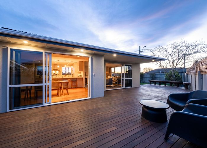  at 39 Inwoods Road, Parklands, Christchurch City, Canterbury