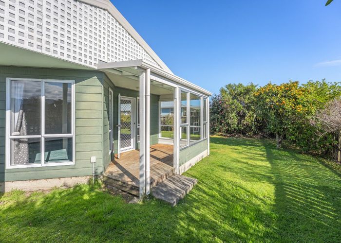  at 5 Millhaven Place, Otaki