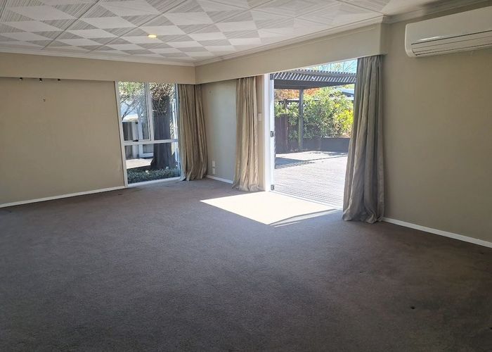  at 18 Craig Grove, Elderslea, Upper Hutt, Wellington