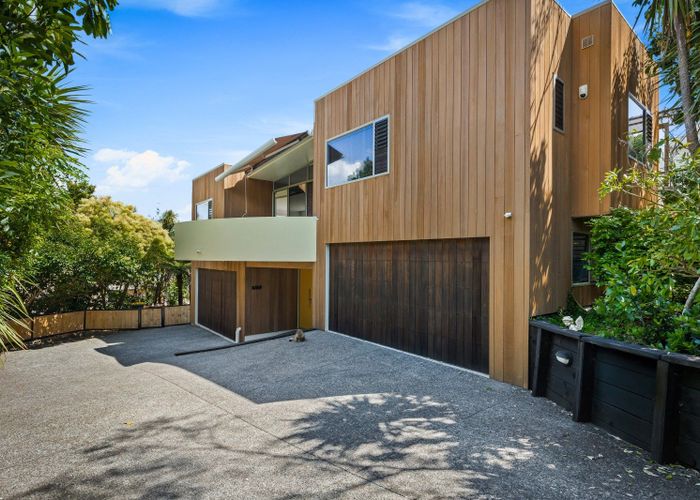  at 2/25 Auld Street, Torbay, North Shore City, Auckland