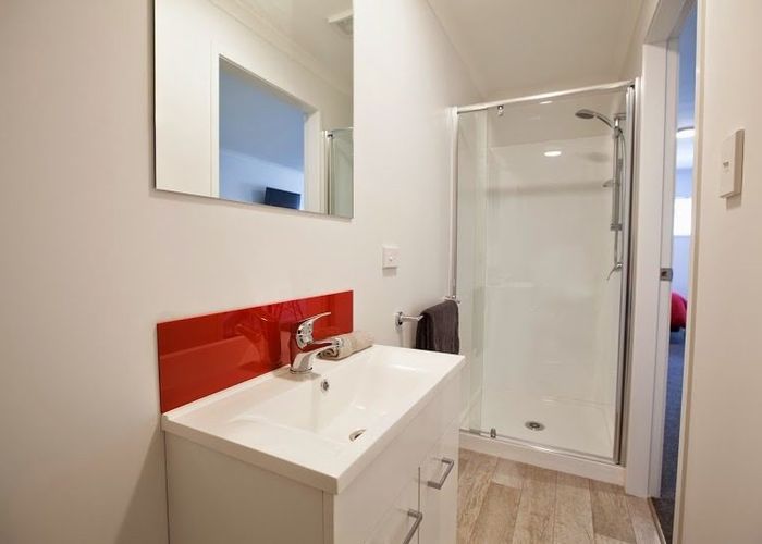  at 2D/52 Helena Rd, Hillcrest, Hamilton, Waikato