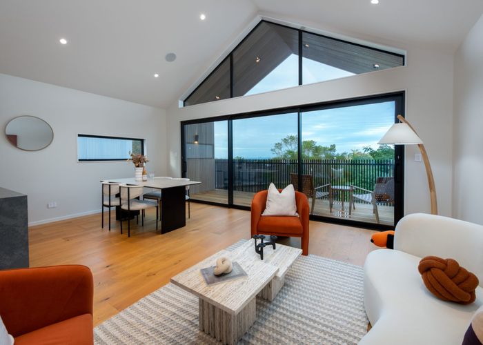  at 15B Kiri Place, Mairangi Bay, North Shore City, Auckland
