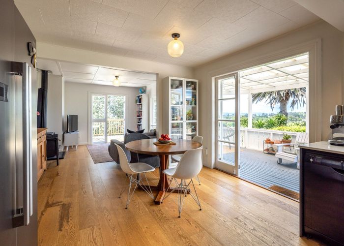  at 15 Wellington Road, Surfdale, Waiheke Island, Auckland