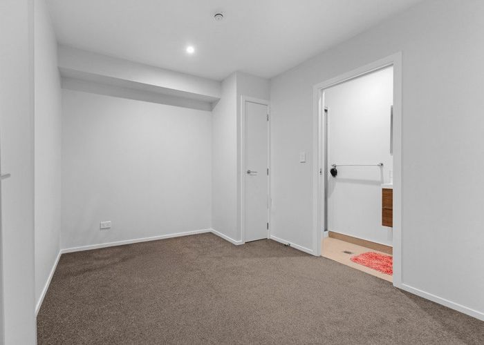  at 15 Pukakaho Lane, Papatoetoe, Manukau City, Auckland
