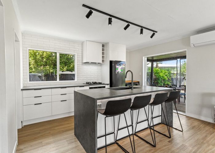  at 3/69 Awaroa Road, Helensville, Rodney, Auckland