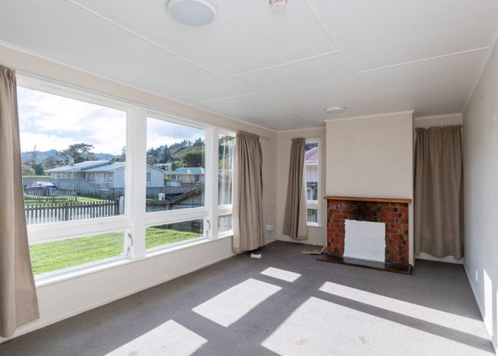  at 9 Orewa Grove, Wainuiomata, Lower Hutt, Wellington