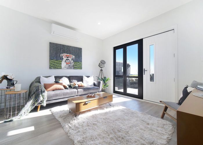  at 30 Long George Drive, Totara Park, Manukau City, Auckland