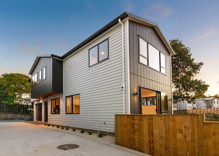  at 7 Weetman Drive, Browns Bay, North Shore City, Auckland